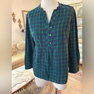 Talbots gently used green/blue plaid top size MP